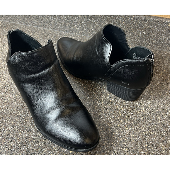 Born b.o.c Black Faux Leather Boots Womens 11 M Zip Ankle Bootie Comfort Casual - Picture 1 of 11